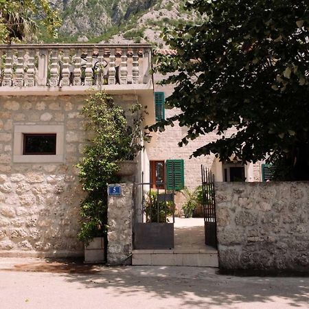 Appartamento Mareta Loft Cattaro Esterno foto