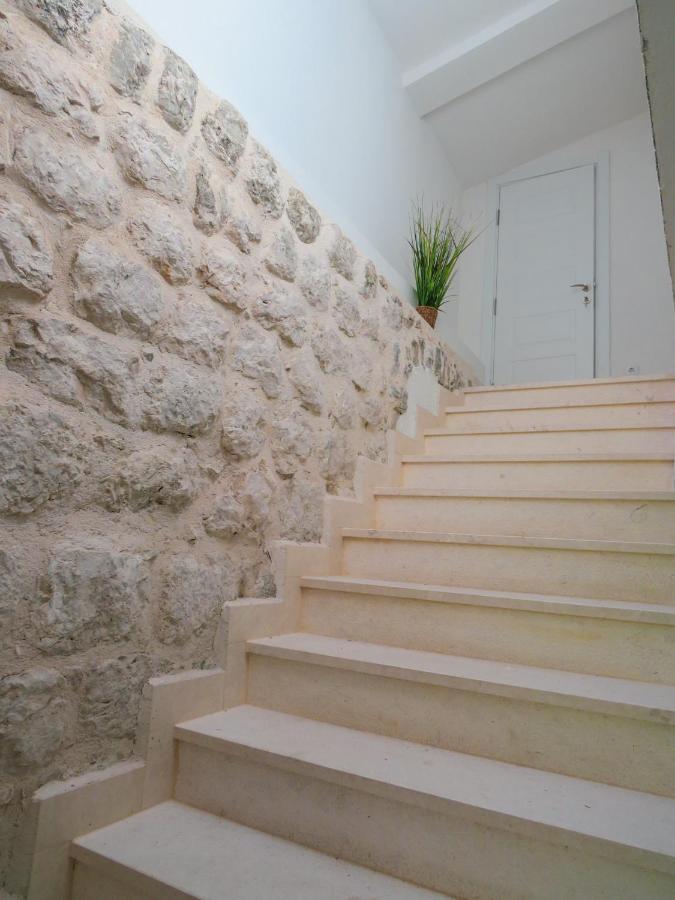 Appartamento Mareta Loft Cattaro Esterno foto